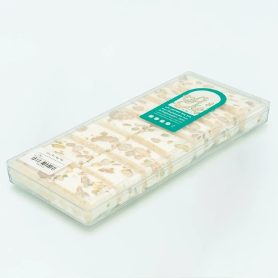 نوقا چهار مغز